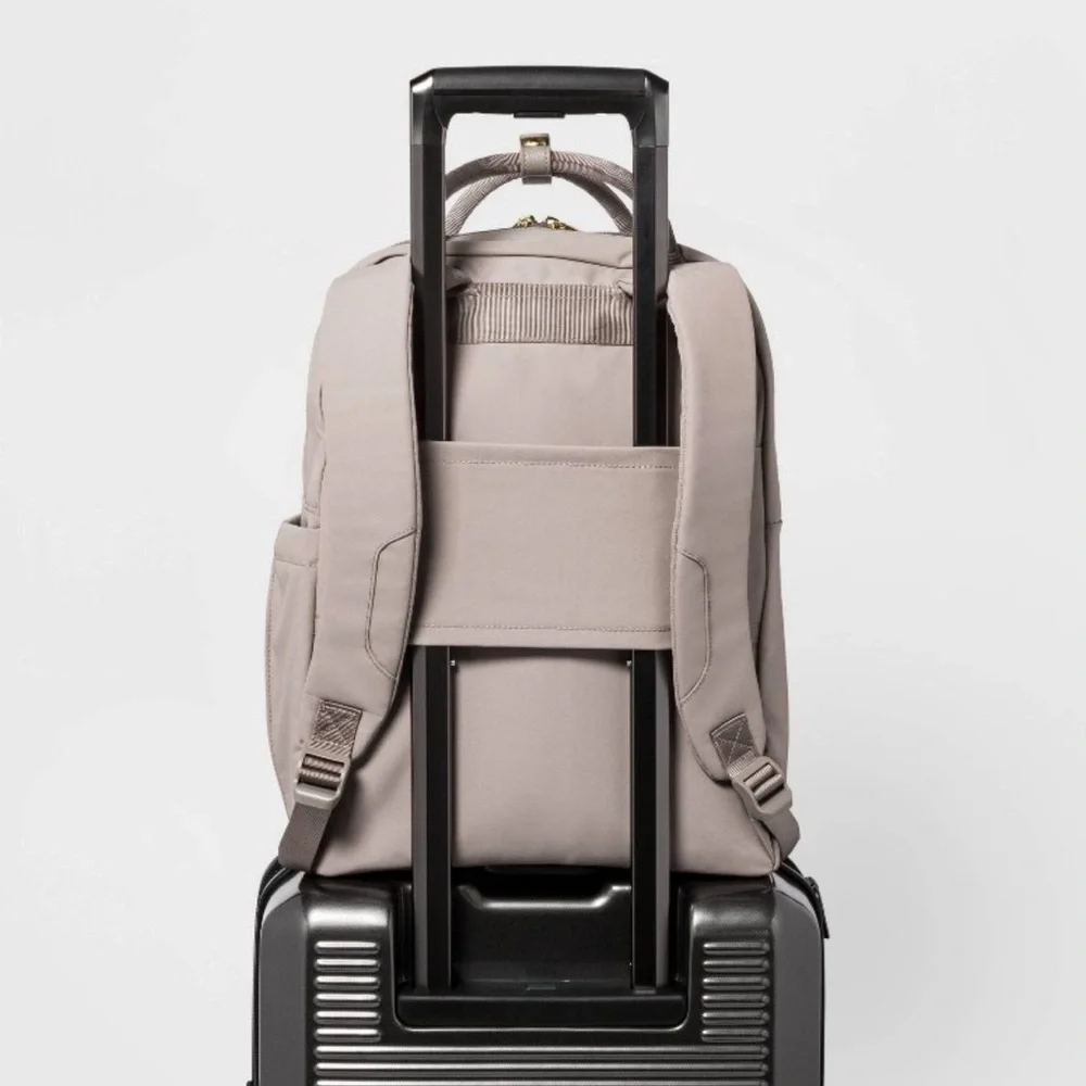 Open Story NWT Signature 16